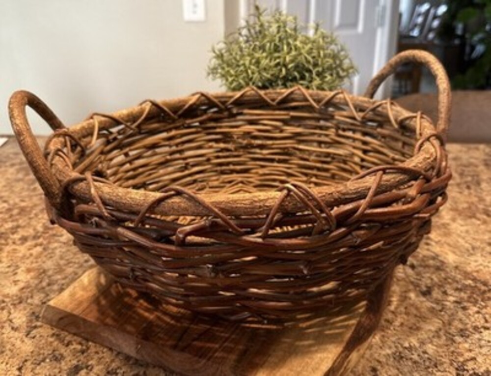 Vintage Rustic Hand-Woven Grapevine Twig Basket Handles Country Farmhouse Decor